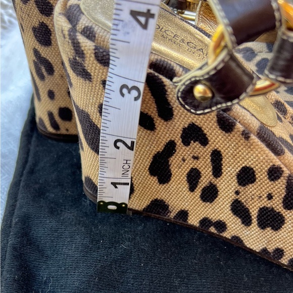 Dolce and Gabbana vintage linen  animal print platform sandals. - Picture 9 of 11